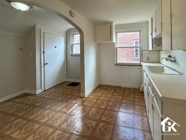 Foto del edificio - 18461 Washburn St