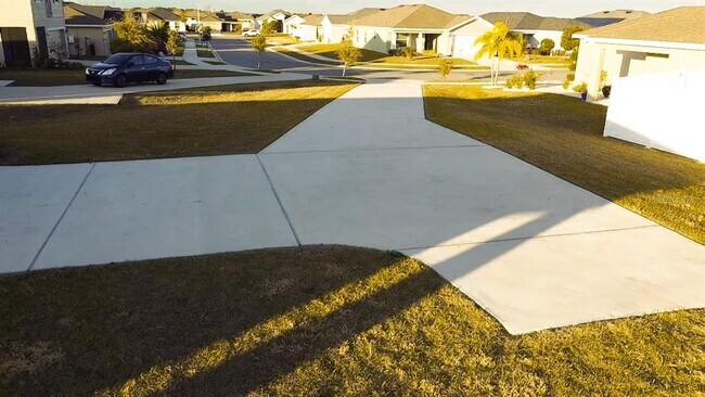 Foto del edificio - 4339 Swan St