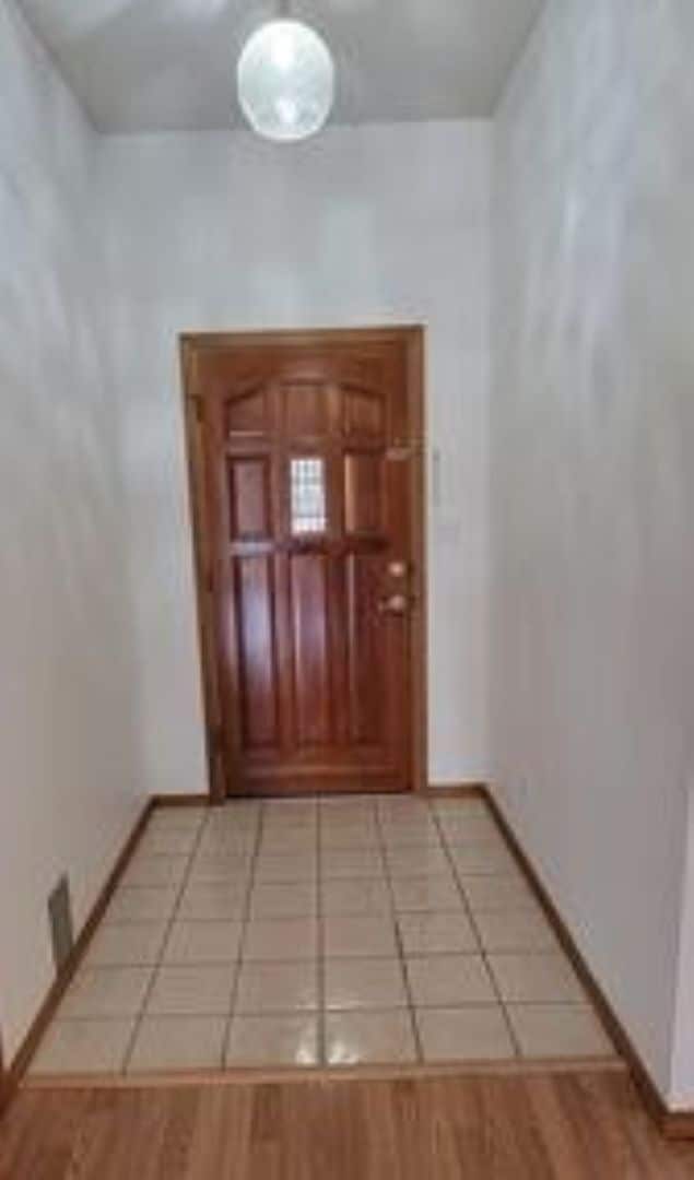 Foto del edificio - 3 Bedroom, 2 bath, Brick home is established neighborhood
