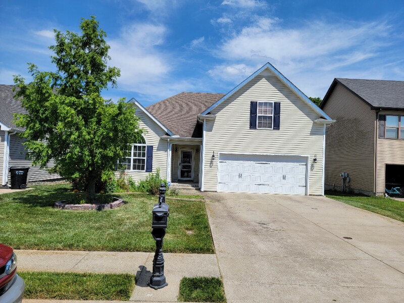 3719 Gray Fox Dr, Clarksville, TN 37040 House Rental in Clarksville