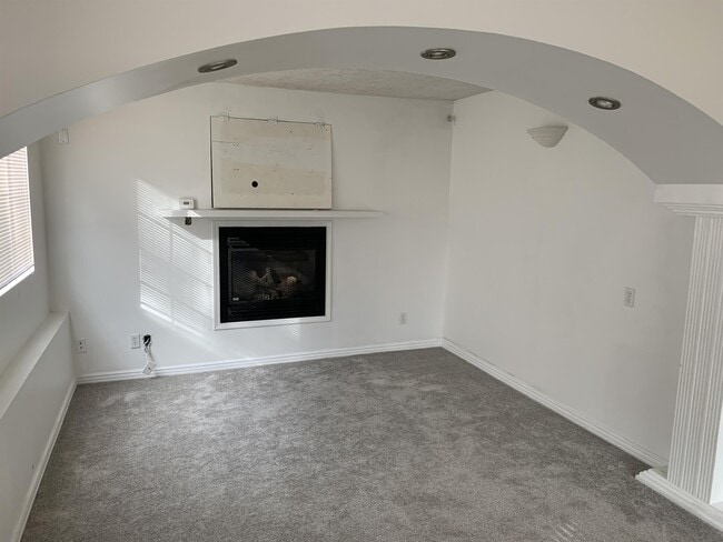 Photo du bâtiment - 781 Arncote Ave