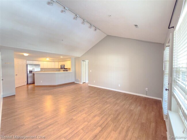 Building Photo - 1341 Millbrook Trail