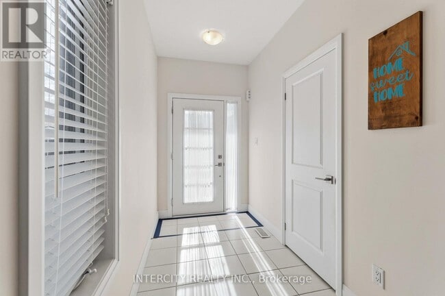 Building Photo - 6679 Cropp St