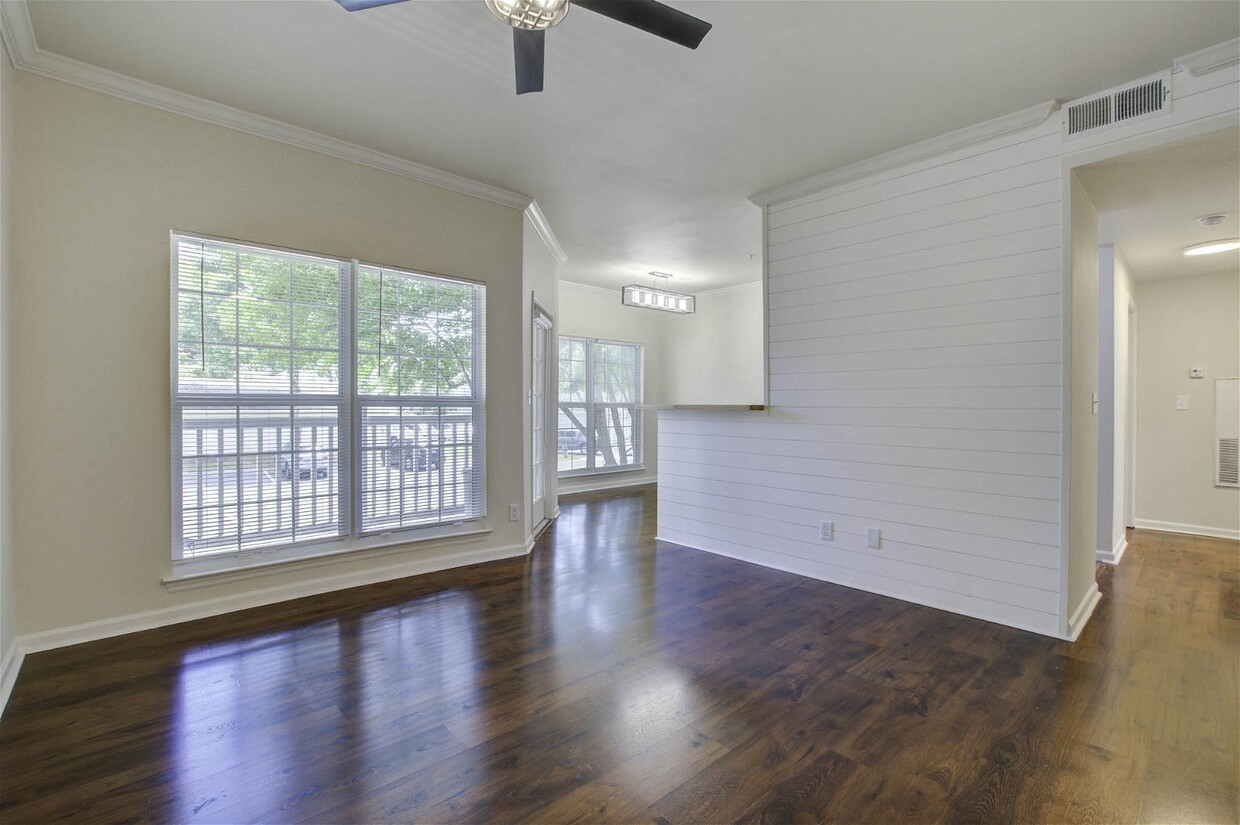Primary Photo - 700 Daniel Ellis Drive Apt #5105, Charlest...