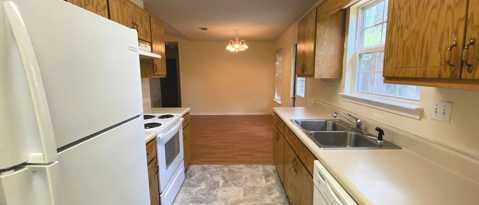 Foto del edificio - 2323 Lewis St