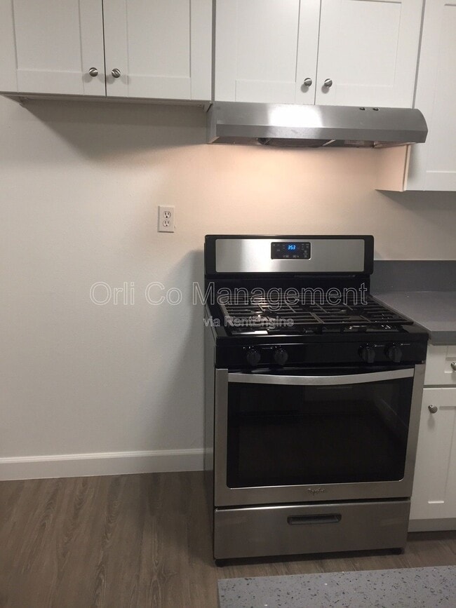 Building Photo - 14329 Haynes St