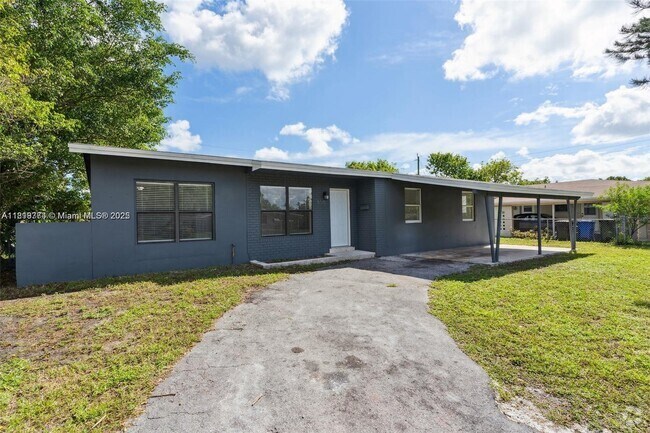 Building Photo - 650 SW 29th Ave