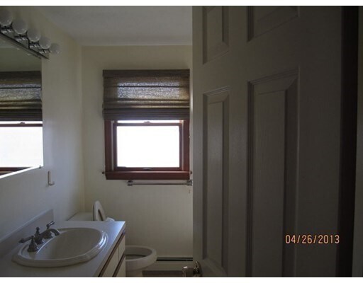 Foto del edificio - 10 Kennedy Dr