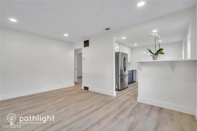 Building Photo - 3 br, 2 bath House - 3535 16Th Street N UNIT