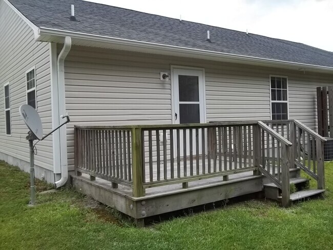 Foto del edificio - Home close to beach and bases.