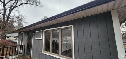 Building Photo - 1223 Weingartner Rd