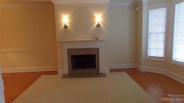 Building Photo - 113 St Albans Ln
