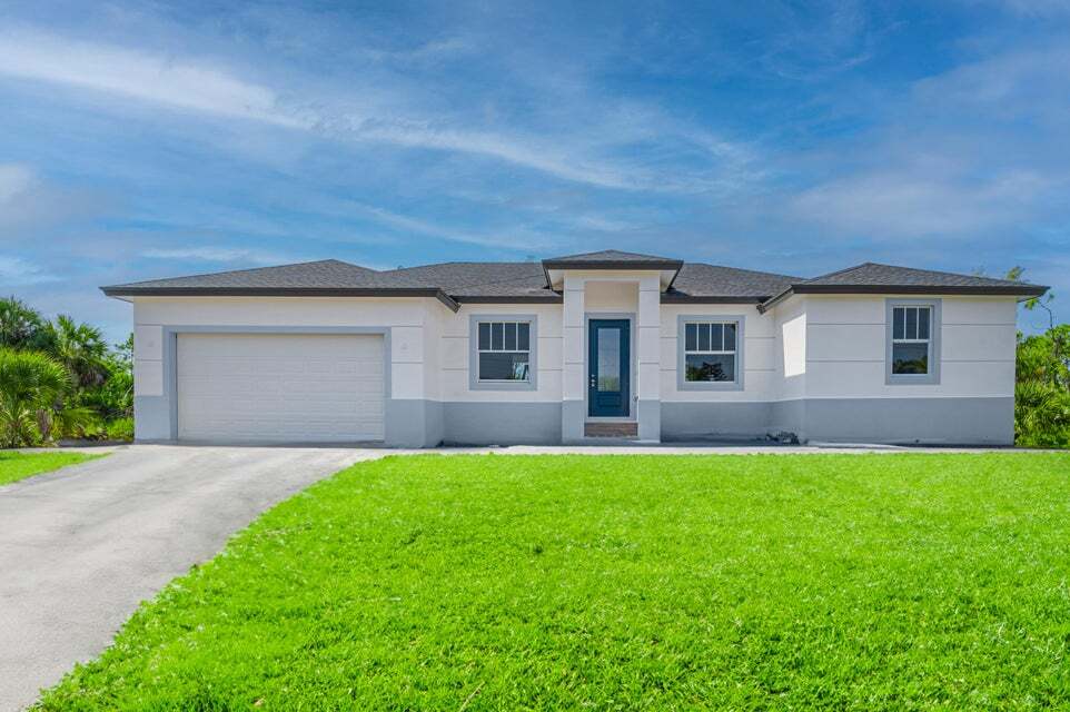 Primary Photo - 15245 Brainbridge Cir