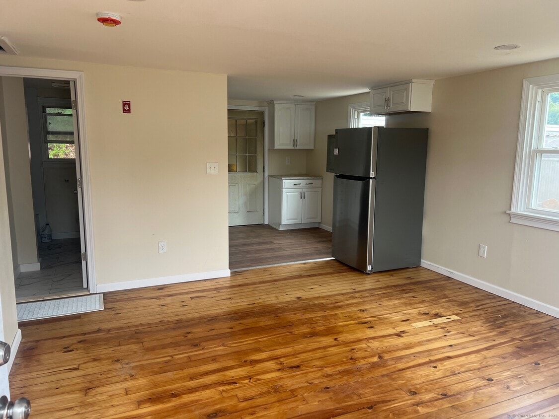 Building Photo - 31 Whippoorwill Rd