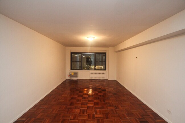 Foto del edificio - 157e E 57th St