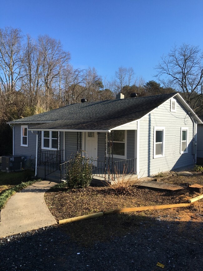 22-A Burlington Ave - 22-A Burlington Ave House
