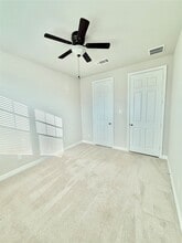 Building Photo - 15810 Tullich Knl Dr