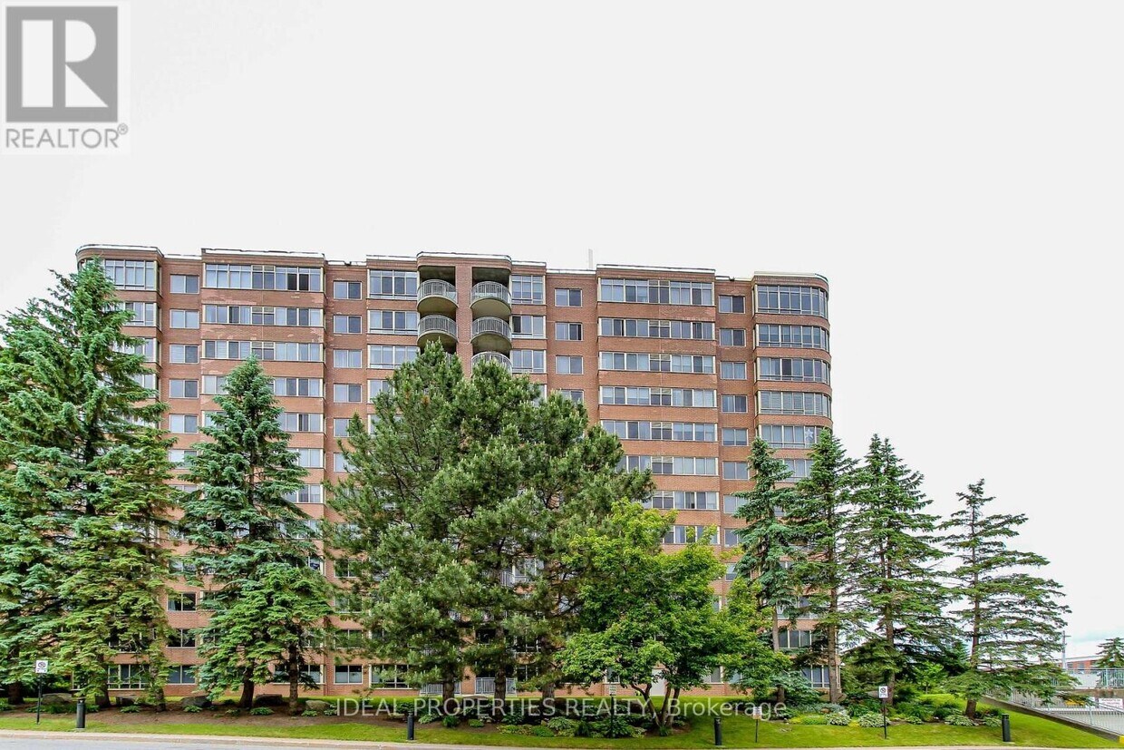 Photo principale - 809-100 GRANT CARMAN Dr