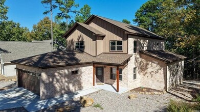 Building Photo - 44 Alicante Rd