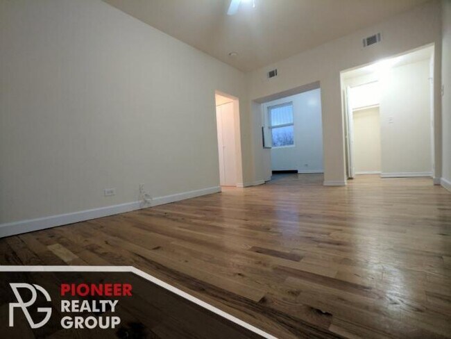 Building Photo - 1 bedroom in CHICAGO IL 60647
