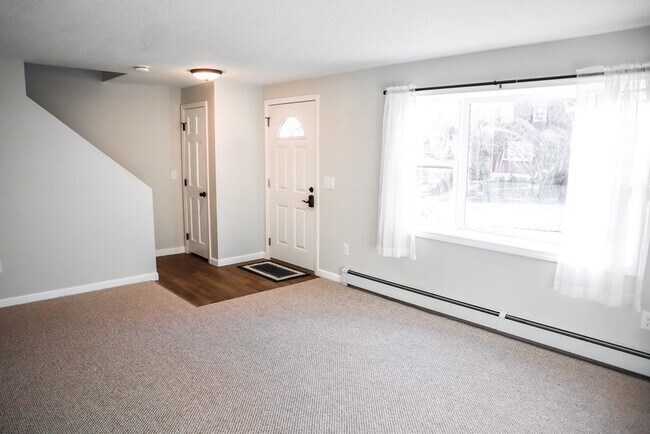 Building Photo - 62 Essex Ave