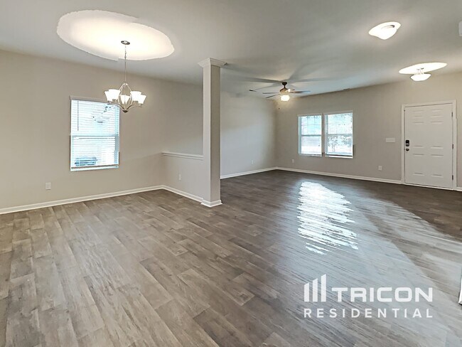 Building Photo - 5017 Arbordale Wy
