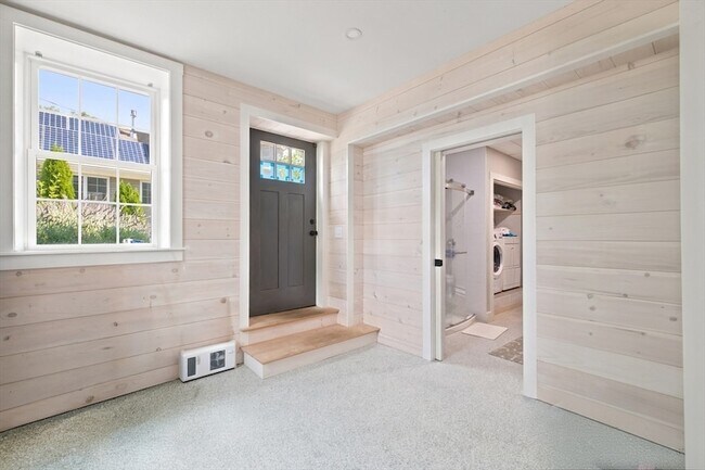 Foto del edificio - 74 Blackmore Pond Cir