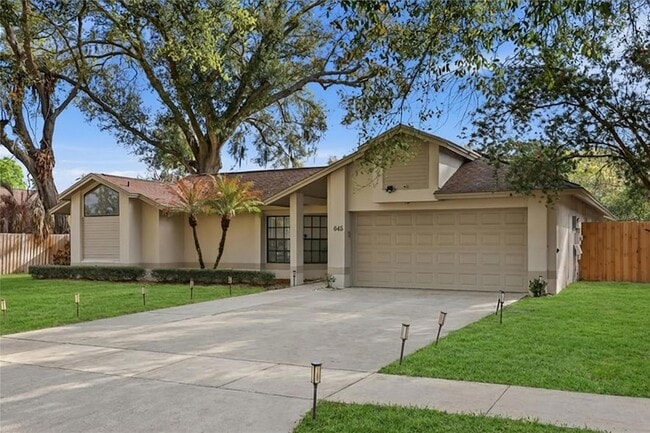 Photo - 645 Rosemere Cir House