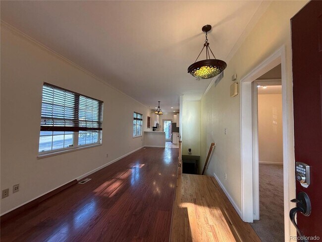Foto del edificio - 1701 Grove St