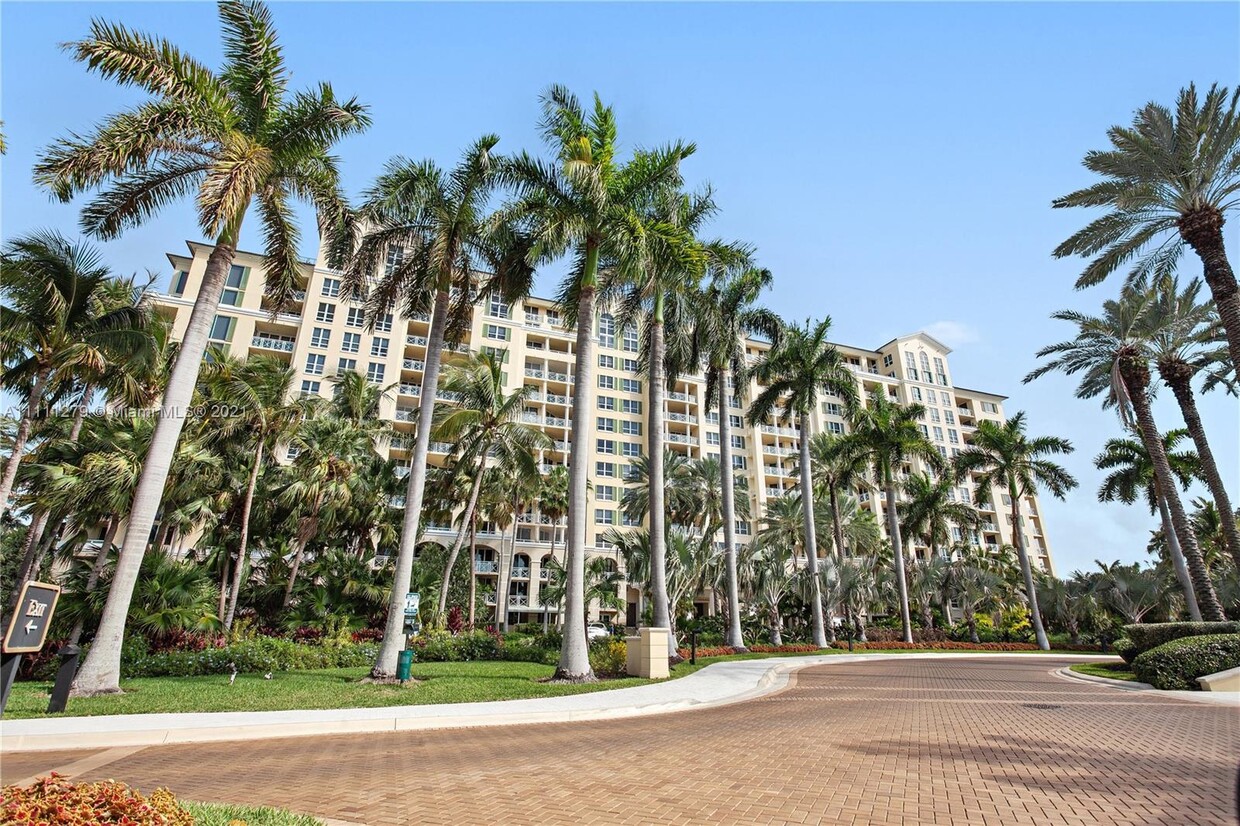Foto principal - 445 Grand Bay Dr