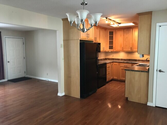 Foto del edificio - 1708 Kildahl Ave