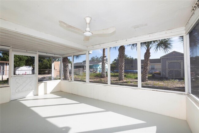 Foto del edificio - 6436 Baldwyn Ave