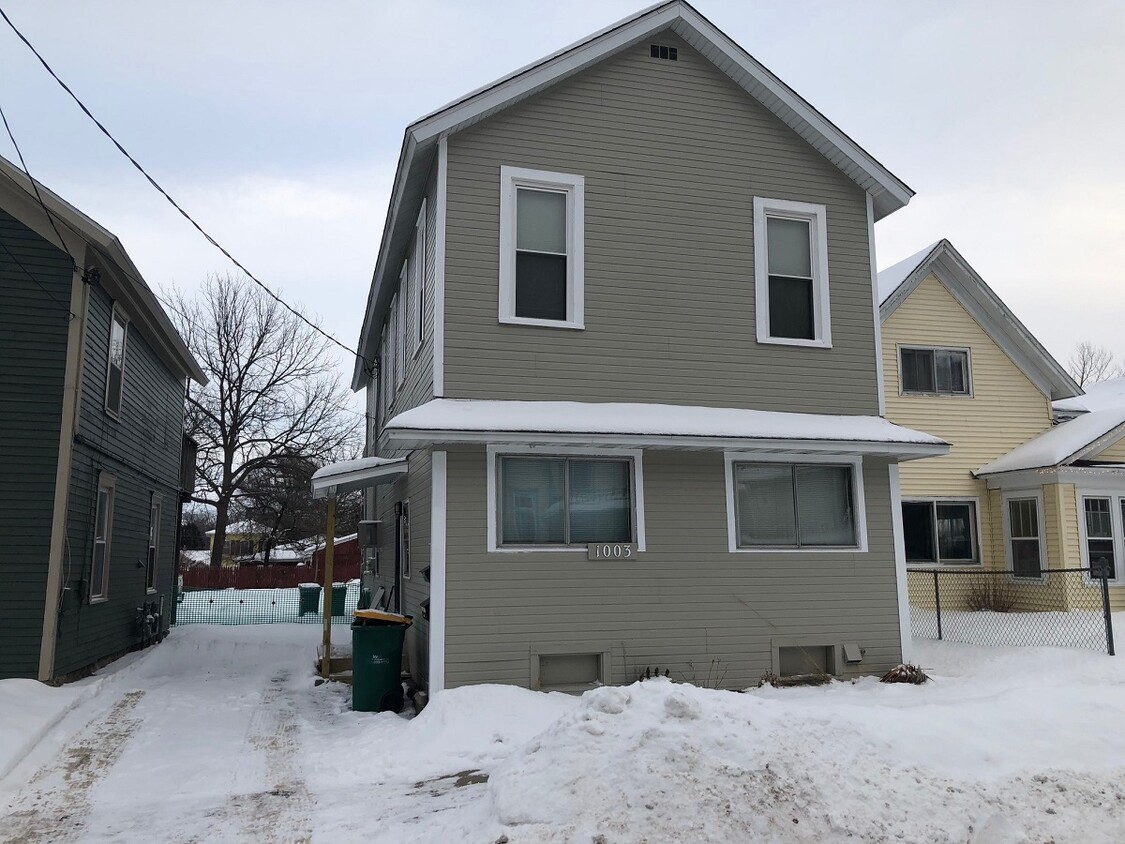 1003 3rd St S, Stillwater, MN 55082 Townhome Rentals in Stillwater MN