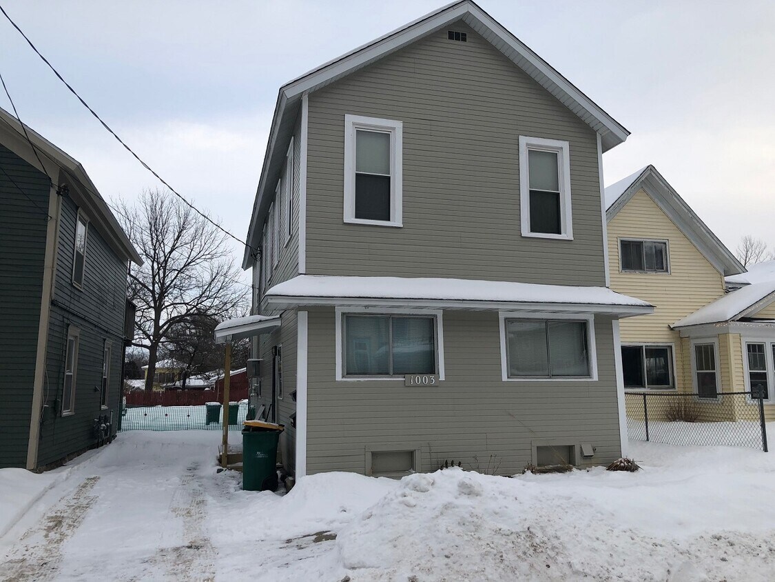 1003 3rd St S, Stillwater, MN 55082 Townhome Rentals in Stillwater MN