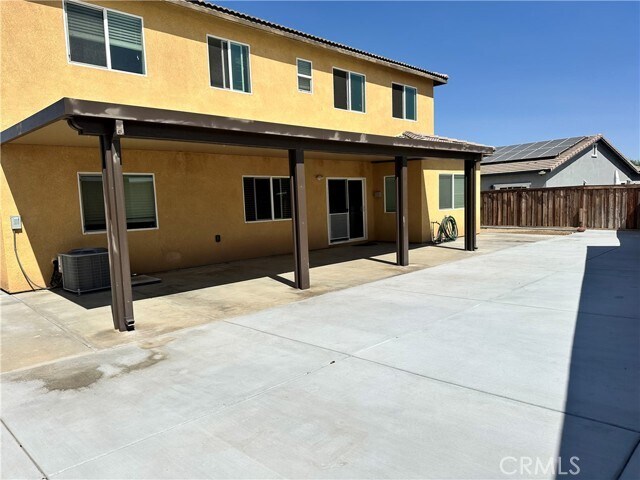 Building Photo - 14209 Purple Canyon Rd