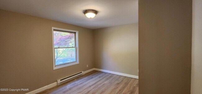 Foto del edificio - 172 Shannon Dr