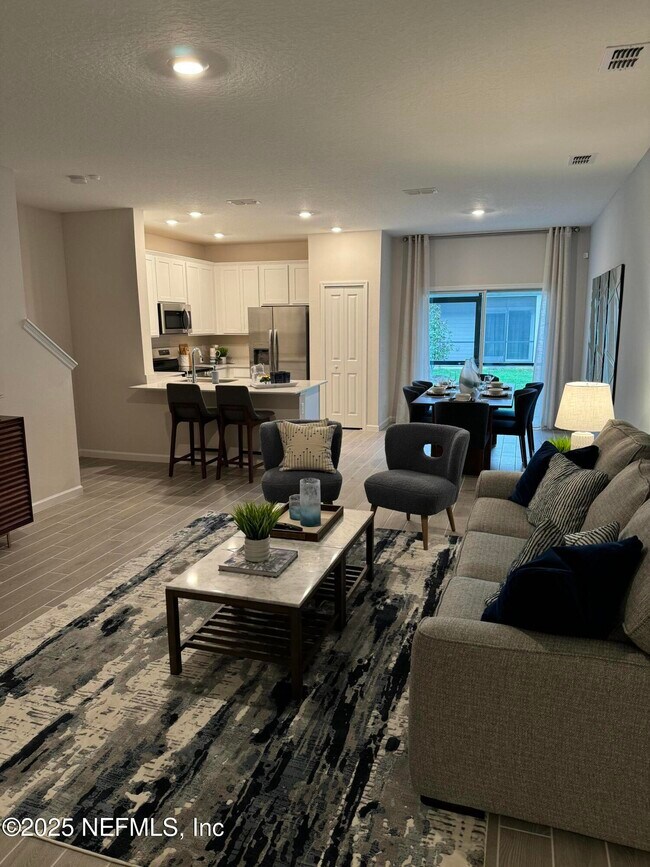 Foto del edificio - 4302 Leeward Breeze Lp