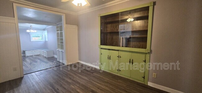 Foto del edificio - 1228 Elmwood Ave