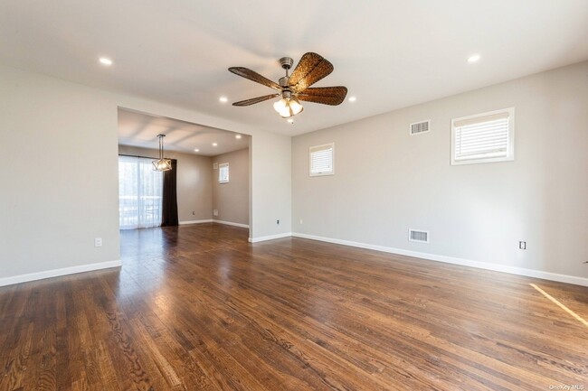 Foto del edificio - 2638 Bellmore Ave