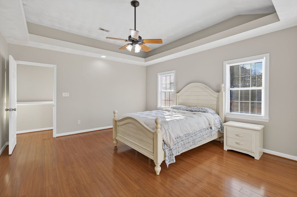 Foto principal - 2818 Tidewater Dr