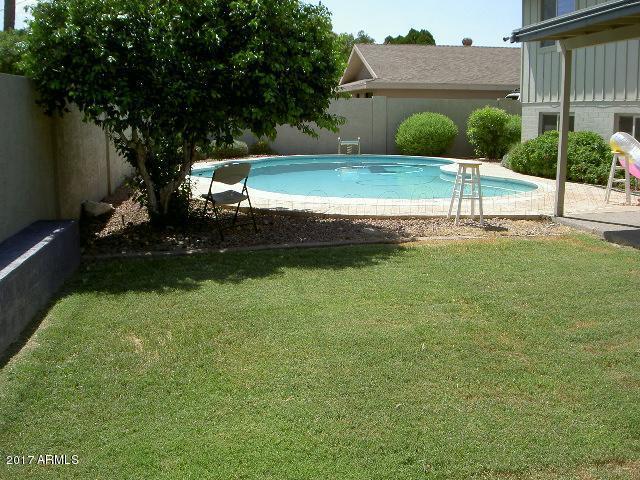 Primary Photo - 421 E Alameda Dr