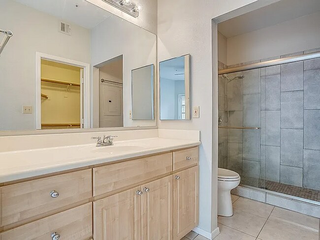 Foto del edificio - 9600 N 96th St