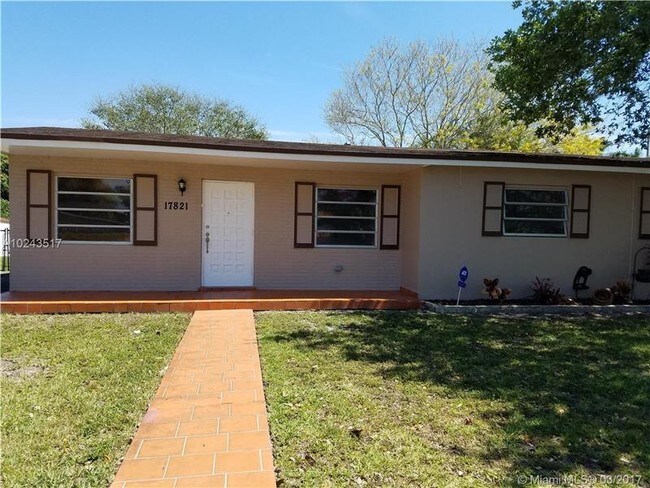 Building Photo - 17821 NW 79th Pl