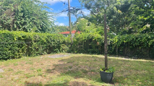 Foto del edificio - 46 NE 171st Ter