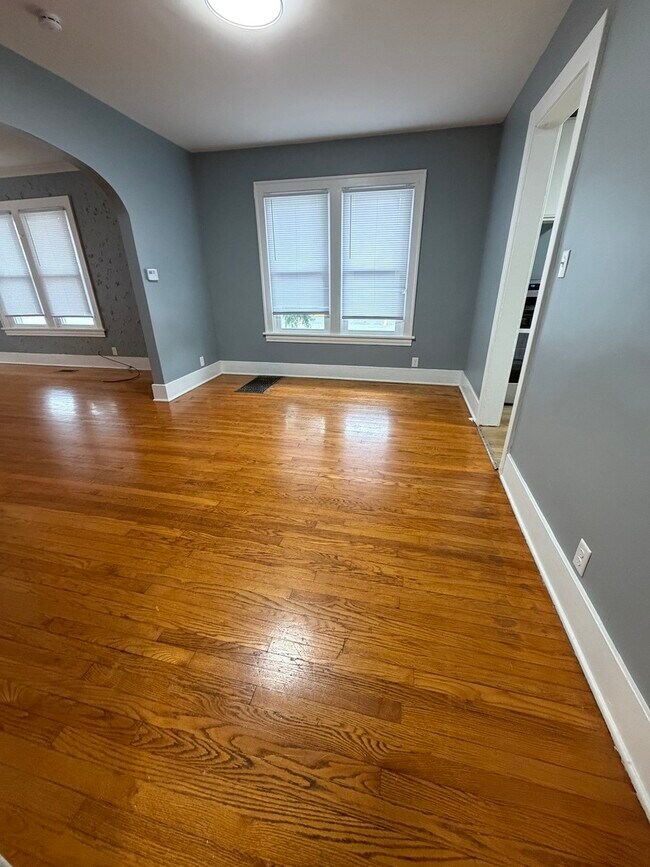 Foto del edificio - 21510 Maple St