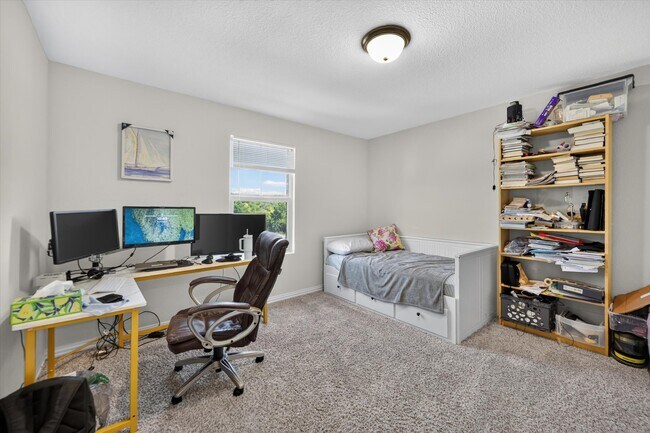Foto del edificio - 447 Crystal Clear Ln