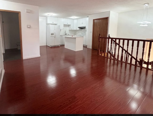 Foto del edificio - 7041 Chaparral Ln