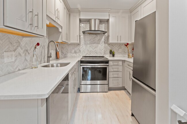 Foto del edificio - 1800 Campau Farms Cir