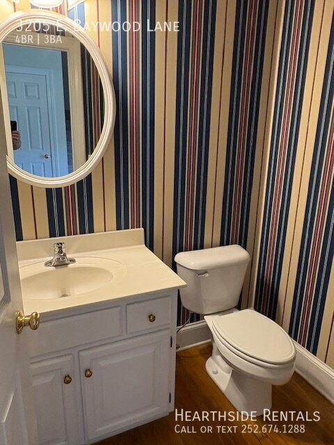 Foto del edificio - 3205 E Baywood Ln