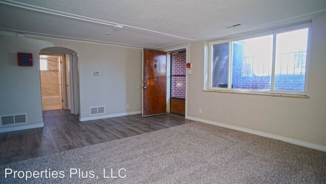 Building Photo - 1125 Dayton St